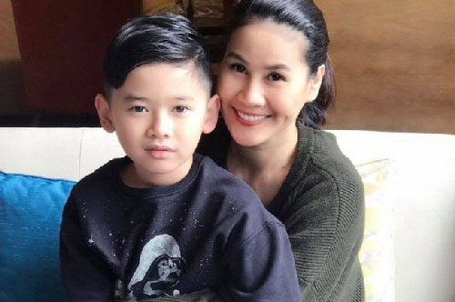 Thân Thúy Hà phẫn nộ khi bị chửi là "đẻ dạo", con trai bị nói là "bê đê ẻo lả"