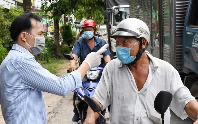 Trà Vinh duy trì các chốt y tế sau khi phát hiện các ca nhiễm Covid-19, có yếu tố dịch tễ từ TP.HCM.