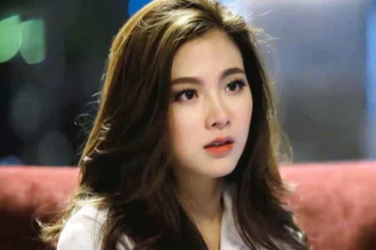 Chị dâu tương lai vừa ra khỏi nhà, bác giúp việc ghé tai tôi tiết lộ bí mật động trời khiến tôi "sang chấn tâm lý"