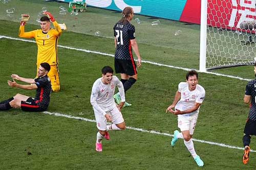 Chiến thắng của Tây Ban Nha trước Croatia đi vào lịch sử các kỳ EURO