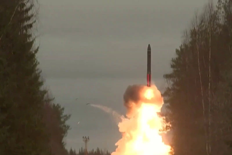 Nga phóng thử thành công tên lửa đạn đạo bí ẩn