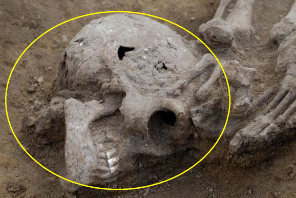 Bí ẩn 17 bộ xương không đầu vừa được khai quật: Chi tiết kỳ dị nhất về đầu lâu ám ảnh các nhà khoa học