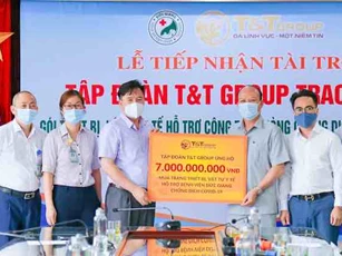 Tập đoàn T&T Group tài trợ 7 tỷ đồng giúp Bệnh viện Đức Giang chống dịch Covid-19