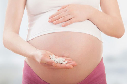 Loại thuốc bạn tuyệt đối không được uống khi mang bầu