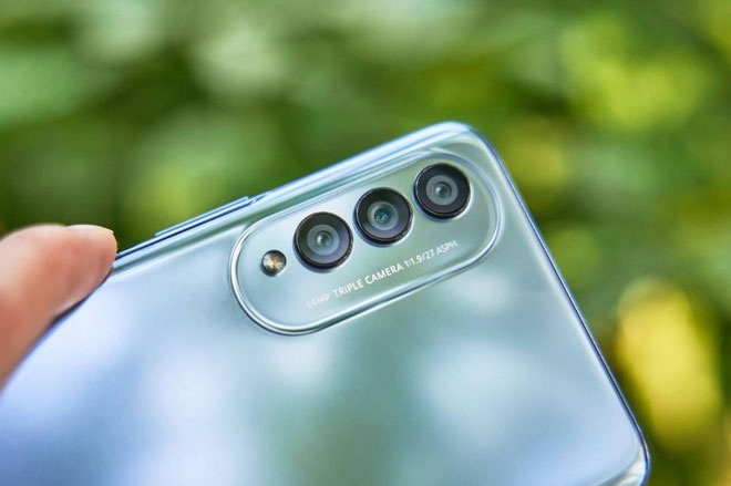 Smartphone 5G, RAM 8 GB, pin 4.000 mAh, giá hơn 7 triệu đồng