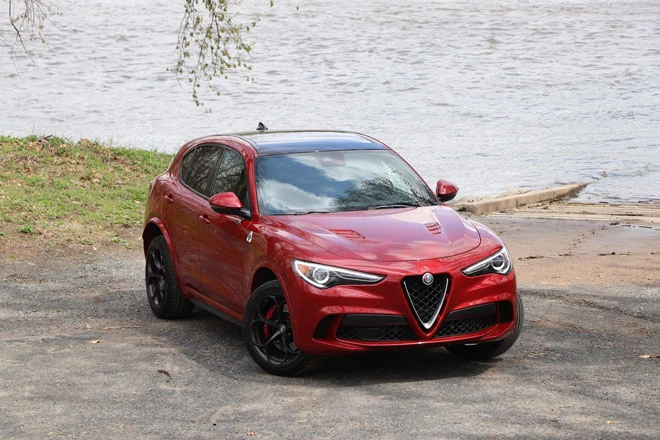 4. Alfa Romeo Stelvio Quadrifoglio.