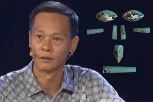 Người đàn ông dùng chiếc 'tăm xỉa răng' suốt thời bé, nhận ra sự thật hãi hùng sau khi thẩm định: Tôi không ăn nổi cơm nữa!