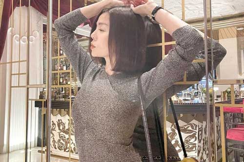 Lệ Quyên tự tin diện đồ ôm khoe đường cong, ai ngờ lại lộ 'điểm chết' khiến fan liên tục bàn tán