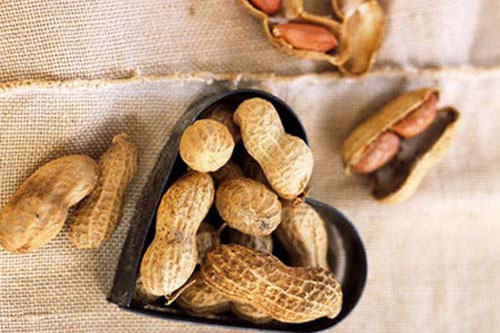 2 mẹo làm sạch cao răng giúp bạn tiết kiệm cả đống tiền