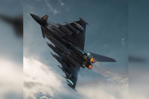 “Sức mạnh quái vật”: Tiêm kích Typhoon chất đầy tên lửa, màn phô diễn chưa từng thấy!