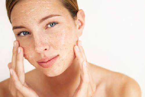 Sai lầm nghiêm trọng khi tẩy da chết bạn phải dừng lại ngay