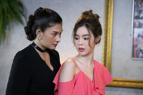 Hùng hổ đi đòi tiền cùng bạn thân, tôi á khẩu ngay khi nhìn thấy con nợ, diễn biến tiếp theo lại càng bối rối