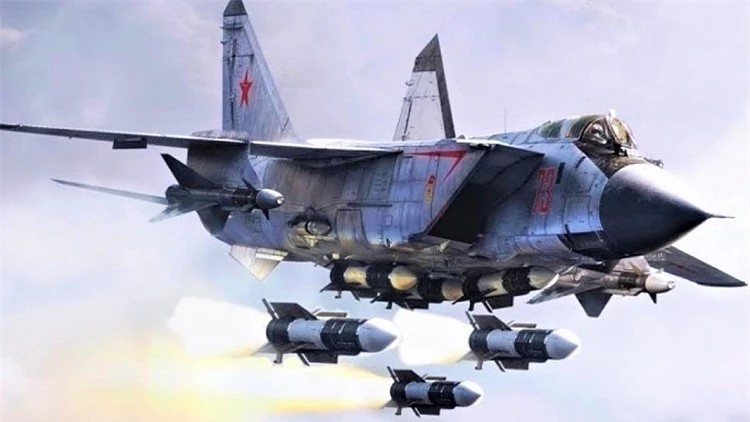 Máy bay đánh chặn MiG-31 của Nga được trang bị tên lửa mới