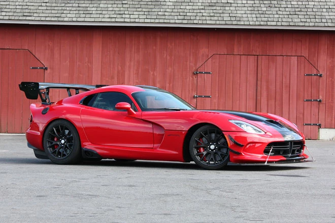 2. Dodge Viper ACR 2017.