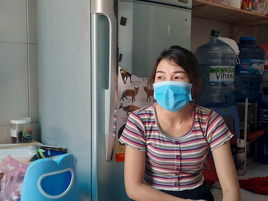 Chị Nguyễn Thị Thuỳ Dương cho biết, công việc làm thêm ngoài giờ vì không thể nghỉ làm tại Mosfly, cũng không nhận được lương.