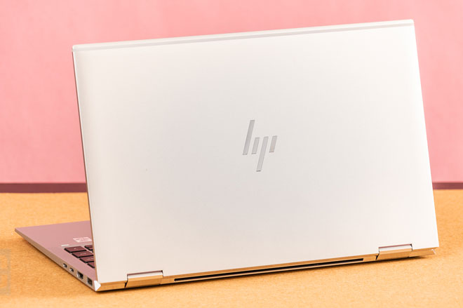 Đánh giá HP EliteBook x360 1040 G7: Laptop tuyệt vời cho doanh nhân trẻ ưa thích sự đa dụng