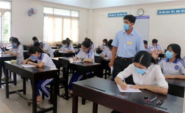 33 thí sinh F0, hơn 18.000 thí sinh thuộc diện phong tỏa tại kỳ thi tốt nghiệp THPT 2021 - Ảnh 1.