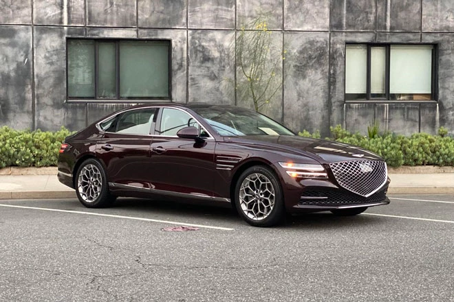 8. Genesis G80 2021 (giá khởi điểm: 47.700 USD).