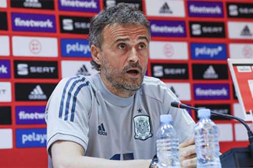 HLV Luis Enrique mong học trò có 'não cá vàng' để Tây Ban Nha tiến xa tại EURO 2020