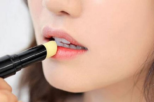 Mỹ phẩm không thể thiếu trong mùa hè