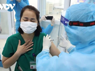 Việt Nam sẽ tiếp nhận từ 8-10 triệu liều vaccine trong tháng 7