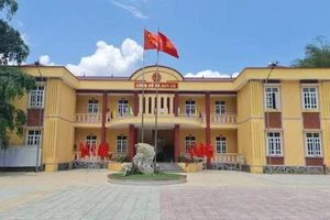 Trụ sở xã Sơn Hà (Ảnh V.N)