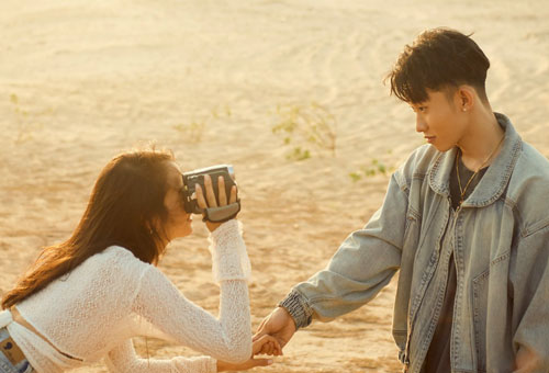 Sơn Tùng không để Hải Tú đóng nữ chính trong MV Kay Trần, mà là một người quen khác có liên quan đến Đen Vâu?