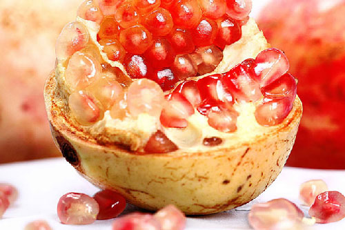 3 loại trái cây cứ ăn vào là vòng 1 tăng nhanh chóng