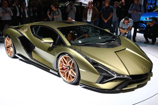 =3. Lamborghini Sian FKP 37 (vận tốc tối đa: 349 km/h).