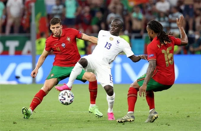 Pháp và Bồ Đào Nha - 2 ứng viên sáng giá cho chức vô địch EURO 2020 - đều đã bị loại