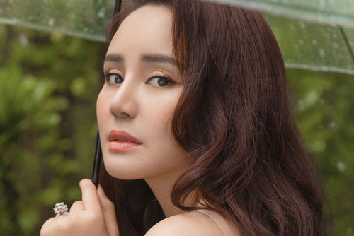 Nick ảo bị cho là của Vy Oanh có động thái bất ngờ giữa drama 400 tỷ đồng