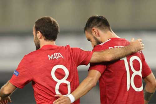 Bruno Fernandes nói điều bất ngờ khi MU gia hạn với Mata