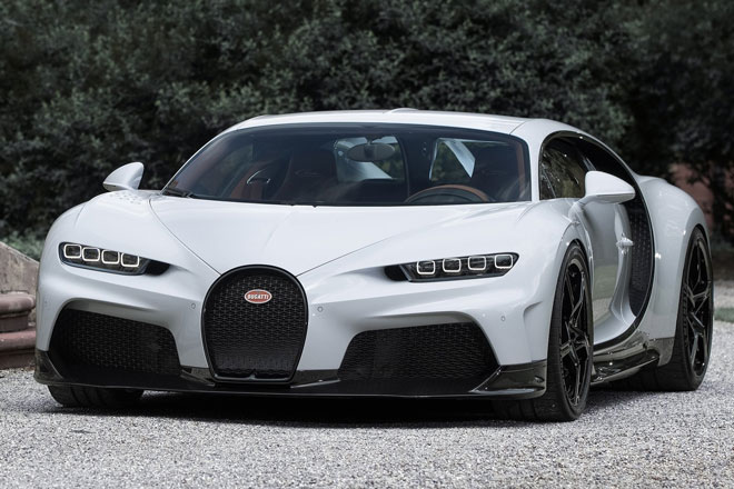Ngắm siêu xe Bugatti Chiron Super Sport: Thể thao, mạnh mẽ và sang trọng