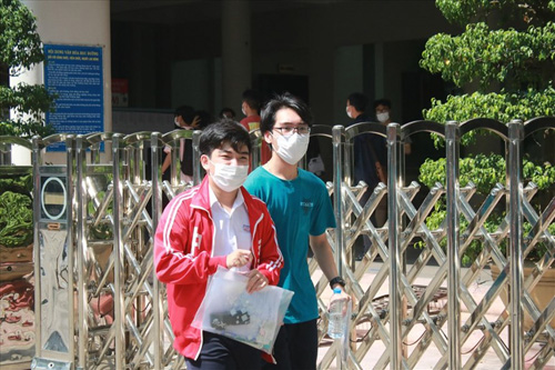 TP HCM tổng lực lấy mẫu xét nghiệm phục vụ kỳ thi tốt nghiệp THPT