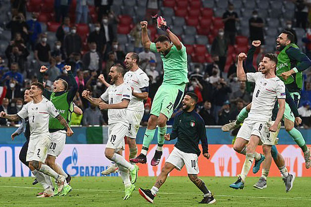 Điểm nhấn Bỉ 1-2 Italia: Tạm biệt thế hệ vàng của Bỉ