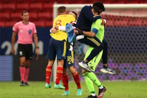 Kết quả Uruguay 0-0 (pen 2-4) Colombia: Suarez và đồng đội dừng bước ở tứ kết Copa America 2021