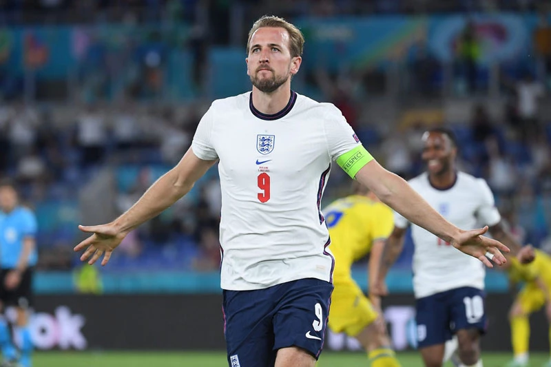 Tiền đạo: Harry Kane (Anh).