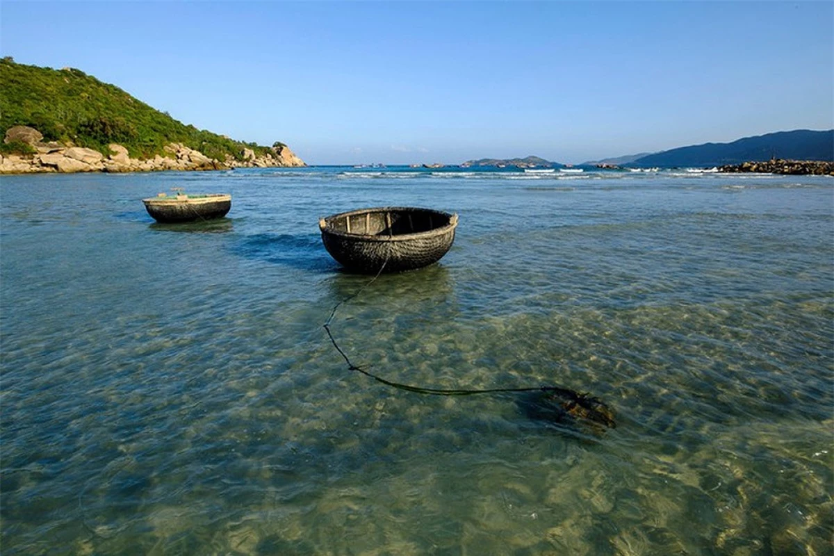 Phần bờ biển của Vườn quốc gia Núi Chúa là nơi làm tổ của nhiều loài rùa có nguy cơ tuyệt chủng (Ảnh: Hemis / Alamy Stock Photo)