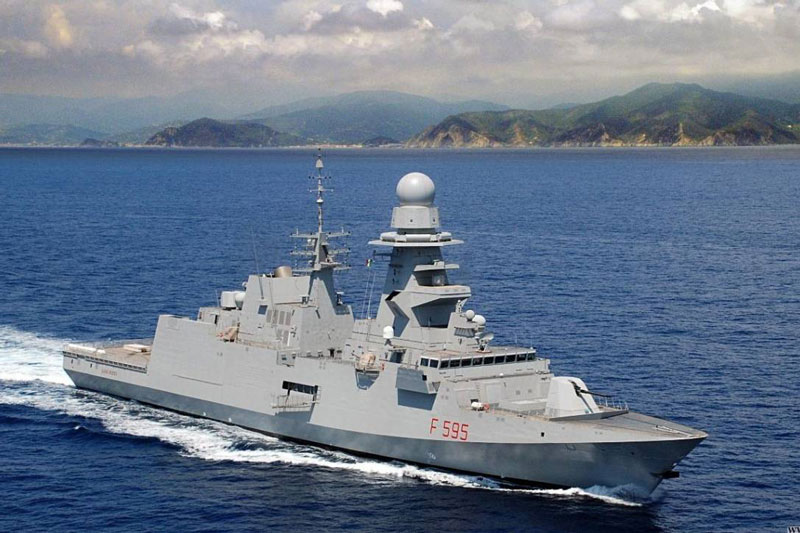 Hai tàu chiến Italia tiến vào Biển Đen, hướng về Crimea