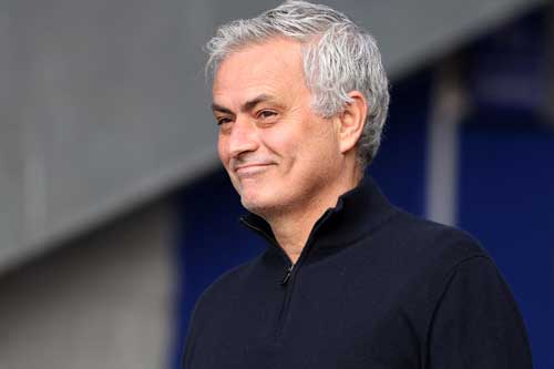 Mourinho: 'Tây Ban Nha không mạnh bằng Italia'