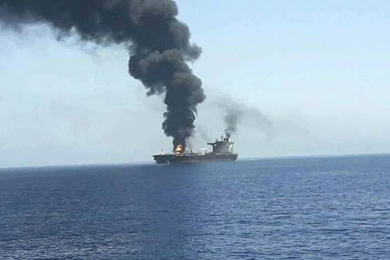 Iran tấn công tàu Israel ở Ấn Độ Dương.