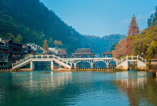 Truyền thuyết những cây cầu ở Phượng Hoàng cổ trấn