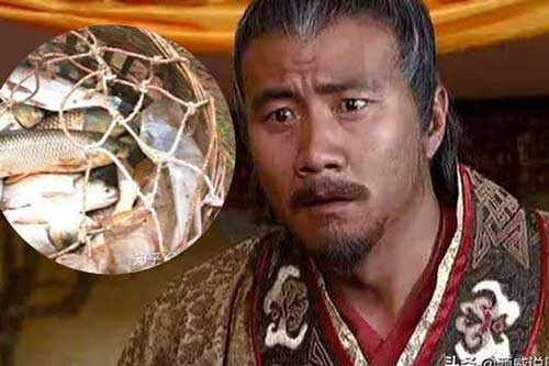 Lưu Bá Ôn trước khi chết đã sai con đem tặng Chu Nguyên Chương 1 sọt cá, 17 năm sau đối phương mới hiểu ẩn ý, hối hận thì đã muộn