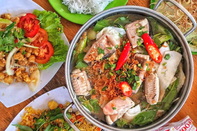 Loạt món ăn hút khách ở các thành phố biển của Việt Nam