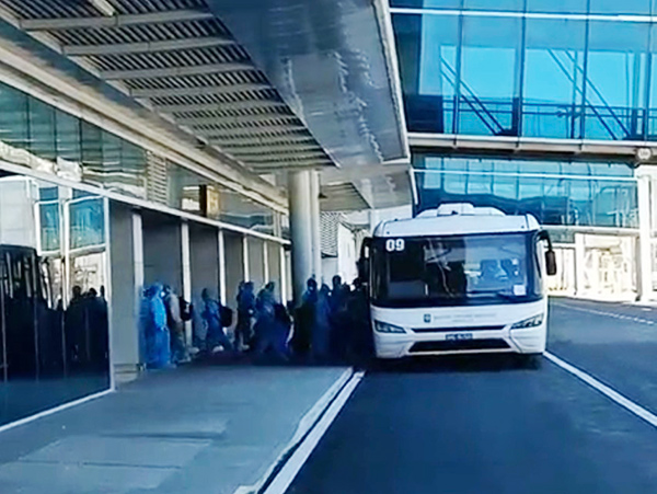 Phân luồng cách ly tất cả hành khách từ TP.HCM đến sân bay Đà Nẵng 