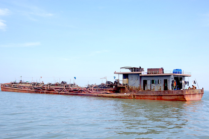 TP HCM: Nhức nhối tình trạng lộng lành của “cát tặc”