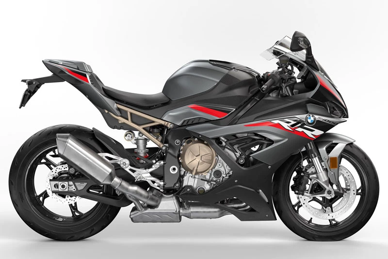 6. BMW S 100 0RR.