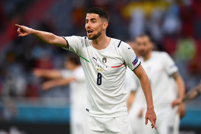 Tiền vệ: Jorginho (Italia).