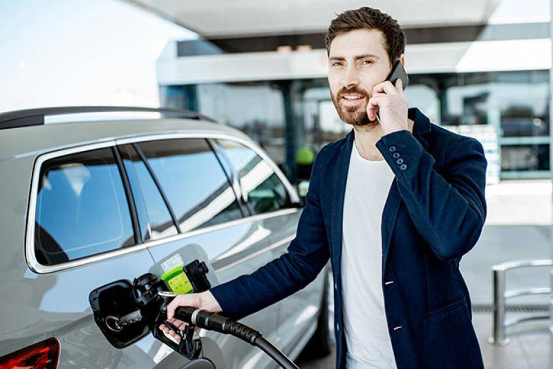 Các sai lầm cần tránh khi đổ nhiên liệu cho ô tô