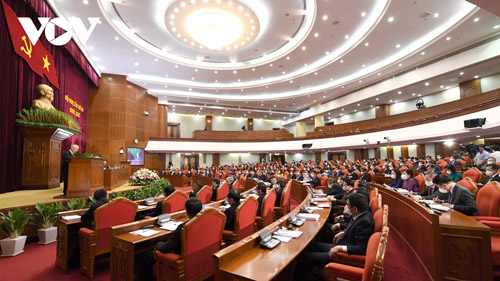 Thông cáo ngày làm việc thứ hai Hội nghị Trung ương 3 khóa XIII